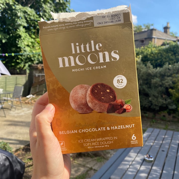 Little Moons Belgian chocolate & hazelnut mochi Review abillion