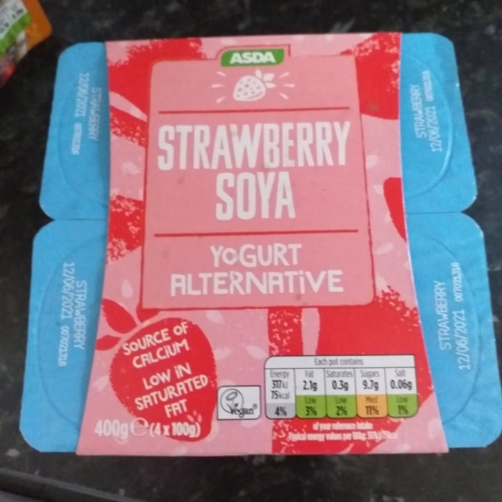 ASDA Asda free from Strawberry Flavoured Soya Yogurt Alternative Review