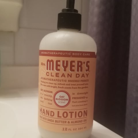 Slange kom sammen uld Mrs. Meyer's Clean Day Hand Lotion Reviews | abillion