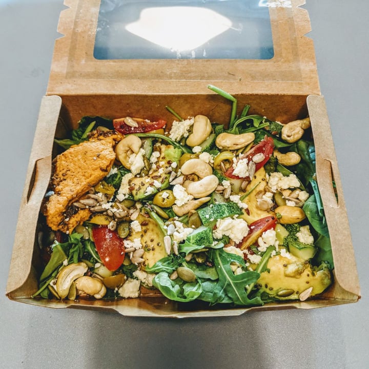 review photo of Shake Farm Green goodness salad shared by @rationpi on 17 Sep 2018 - review