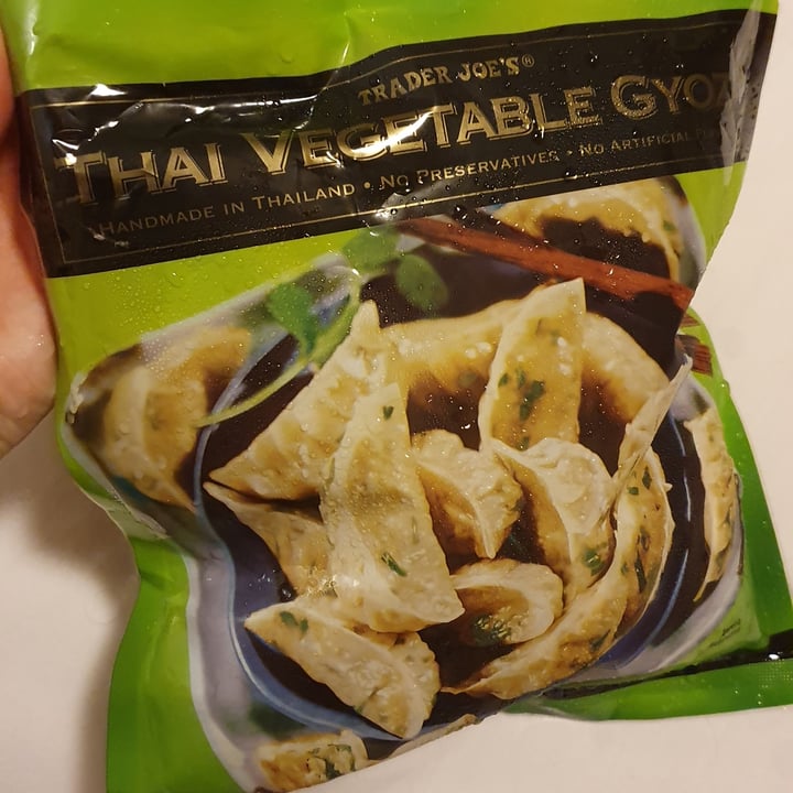 Trader Joe's Thai Vegetable Gyoza Review abillion