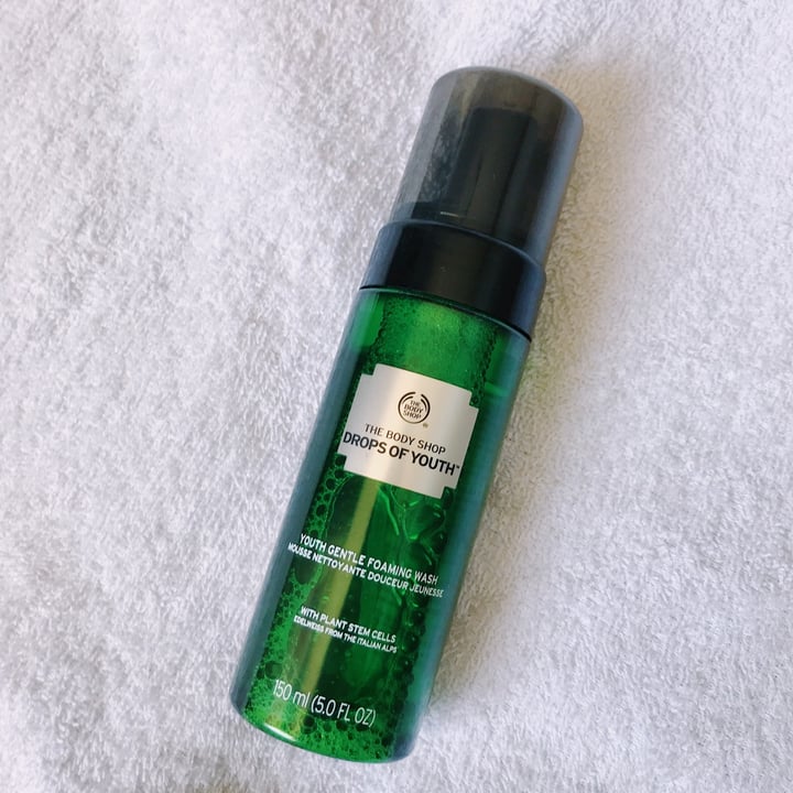 The Body Shop Drops of Youth gentle foaming wash Reviews abillion