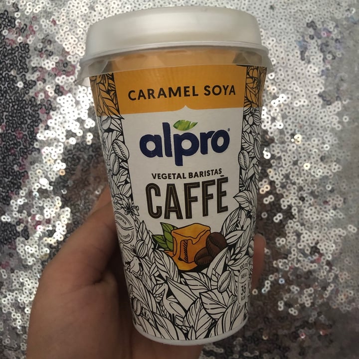 caff-nero-united-kingdom-soya-pistachio-iced-latte-review-abillion
