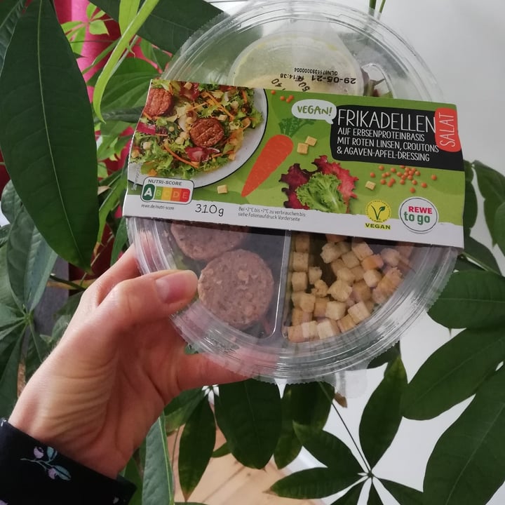 Rewe To Go Frikadellen Salat Review | abillion