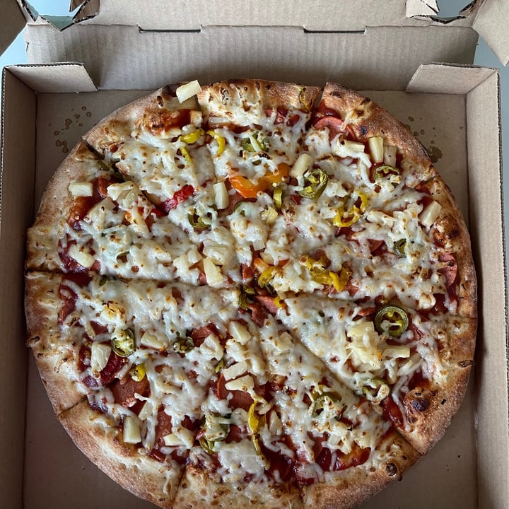 Panago Pizza West Vancouver, Canada Plant Based Spicy Hawaiian Pizza