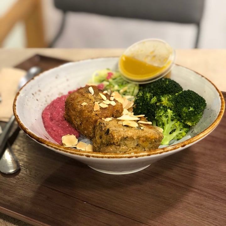 Haakon Superfoods & Juice Geylang, Singapore DIY Bowl Review abillion