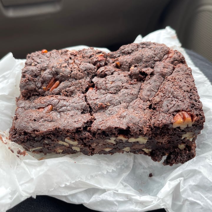 Sweet Spot Bake Shop Parksville, Canada Vegan Brownie Review abillion