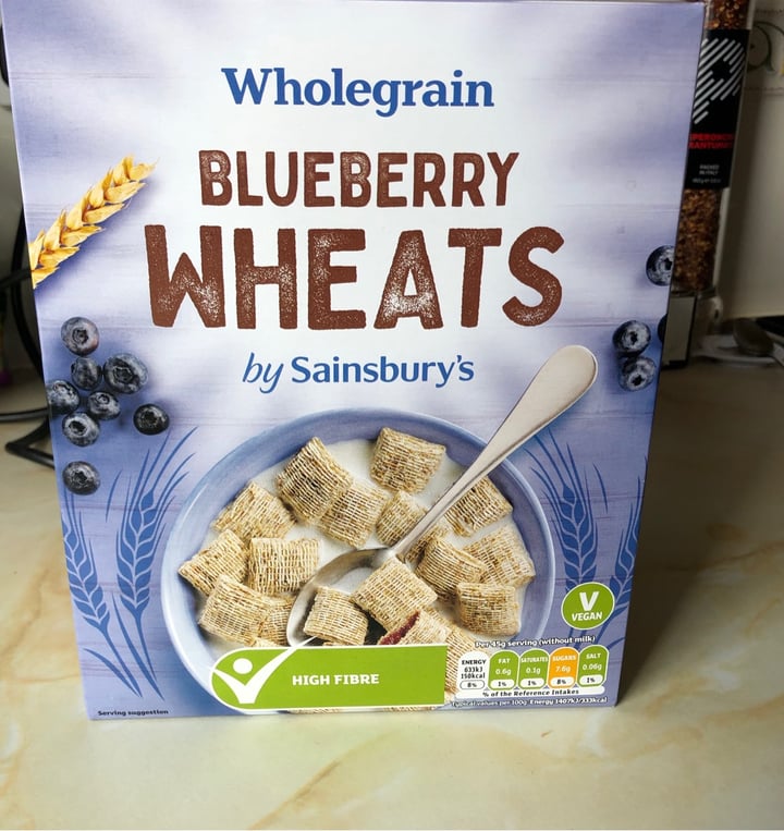 Sainsbury's Wholegrain Blueberry Wheats Reviews abillion