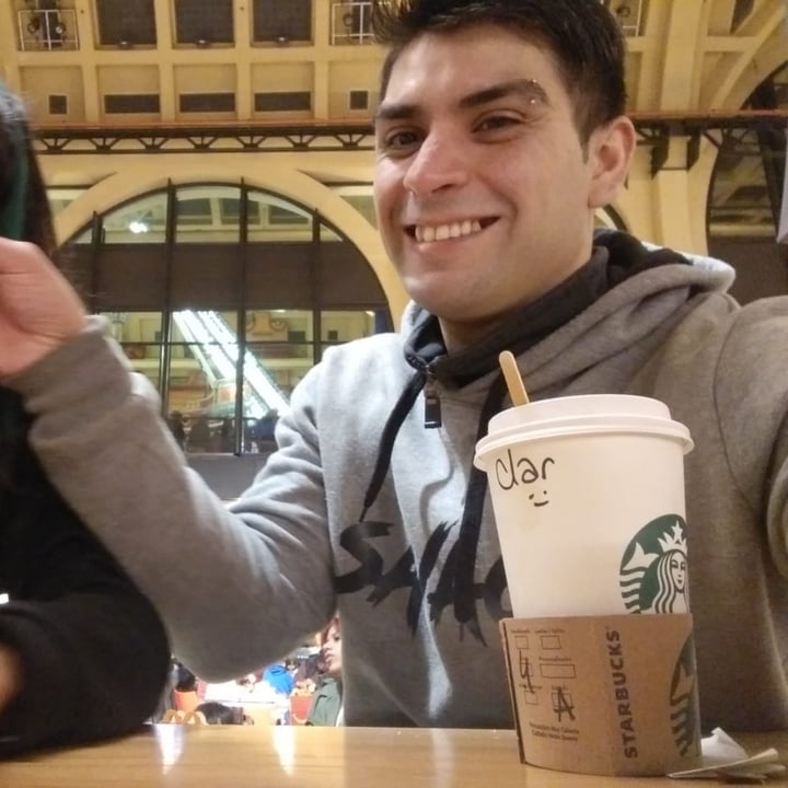 Starbucks AAE, Argentina Café Con Leche Vegetal Review abillion