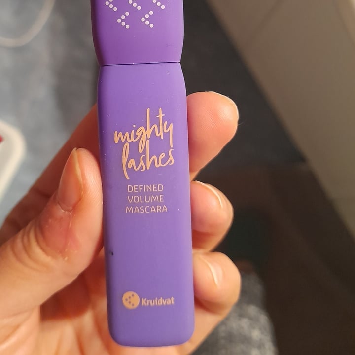 Kruidvat Mighty lashes defined volume Mascara Review abillion