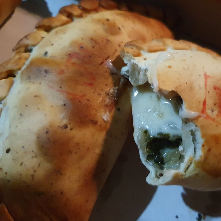 Olivia Empanadas & Pizza (Take away) Argentina Empanada De Carne Vegetal Review abillion