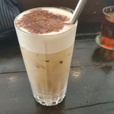 Ice White Coffee With Oat Milk