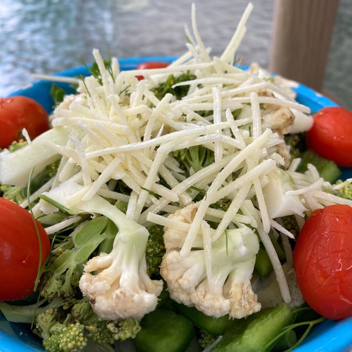 Trader Joe's Dairyfree shredded parmesan cheese alternative Review