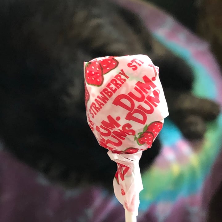 DumDums Strawberry lollipop Reviews abillion