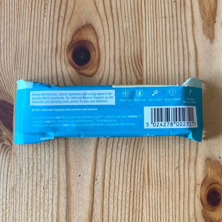 photo of Brynmor Flapjack Cashew & Coconut shared by @vegpledge on  10 Sep 2021 - review