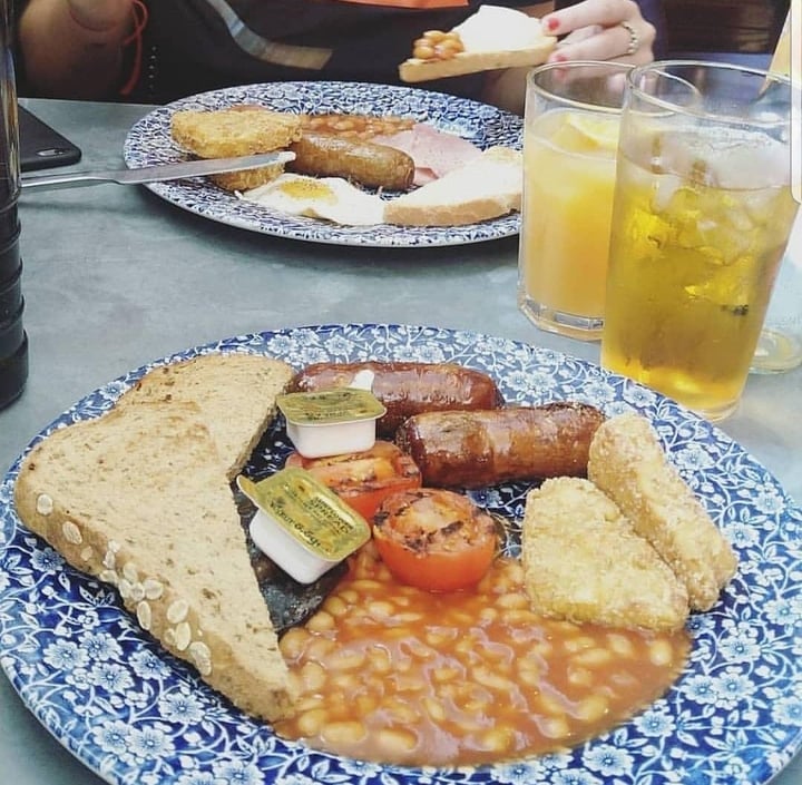 Beckett's Bank JD Wetherspoon Vegan Breakfast Reviews abillion