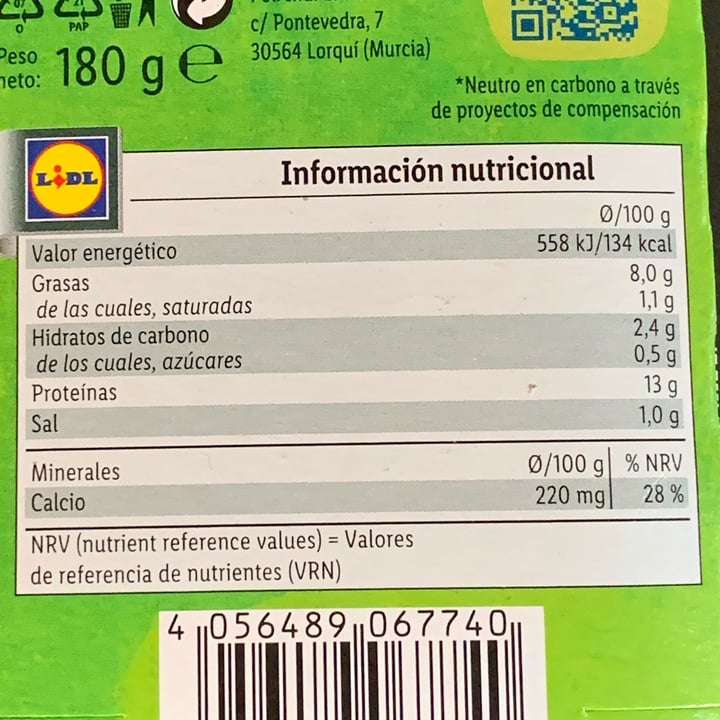 review photo of Vemondo tofu ahumado shared by @naivoncake on 30 Oct 2022 - review