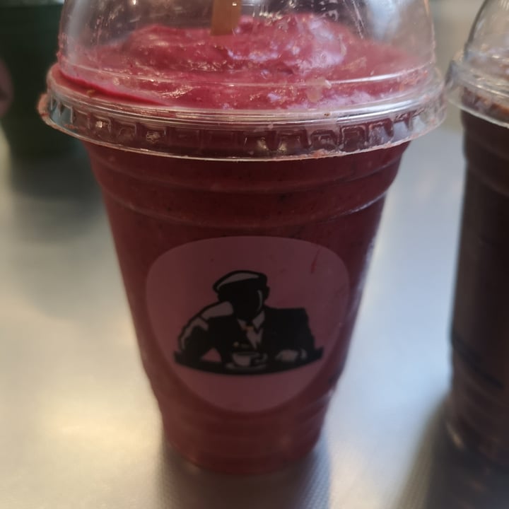 JOE & THE JUICE Kings Cross, United Kingdom Red Supreme Review abillion