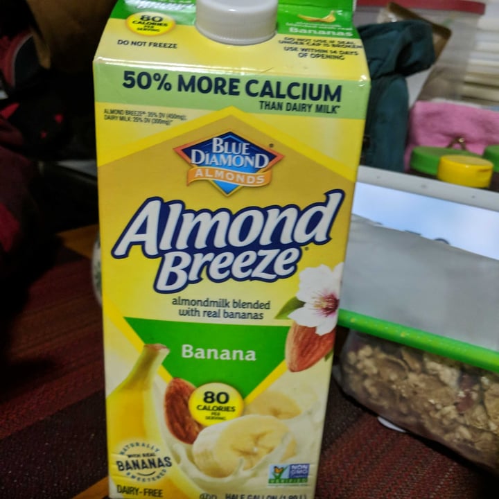 Blue Diamond Almond milk blended with real bananas Review abillion