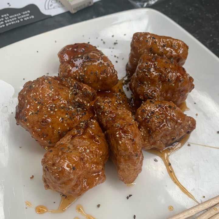 Yard House City Center, Miami Beach, United States Gardein Wings