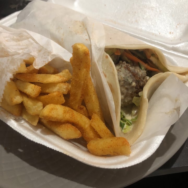 Eastern Food Bazaar Cape Town, South Africa Falafel Roti Review abillion