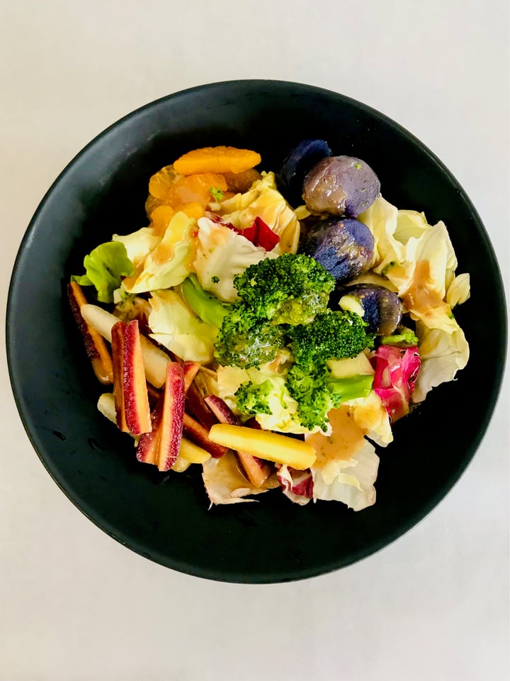 Trader Joe's Spicy Peanut Vinaigrette Reviews abillion