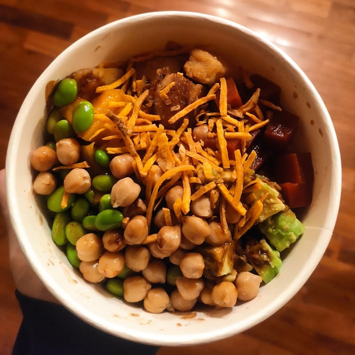 Poke House Aldo Moro Torino, Italy Componi la tua Poké Vegan Review