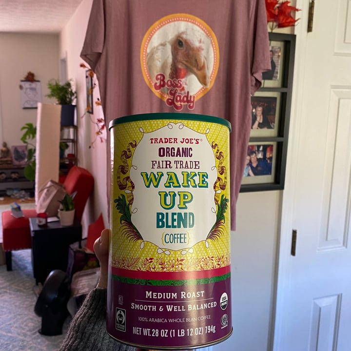 Trader Joe's Wake Up coffee blend Review abillion