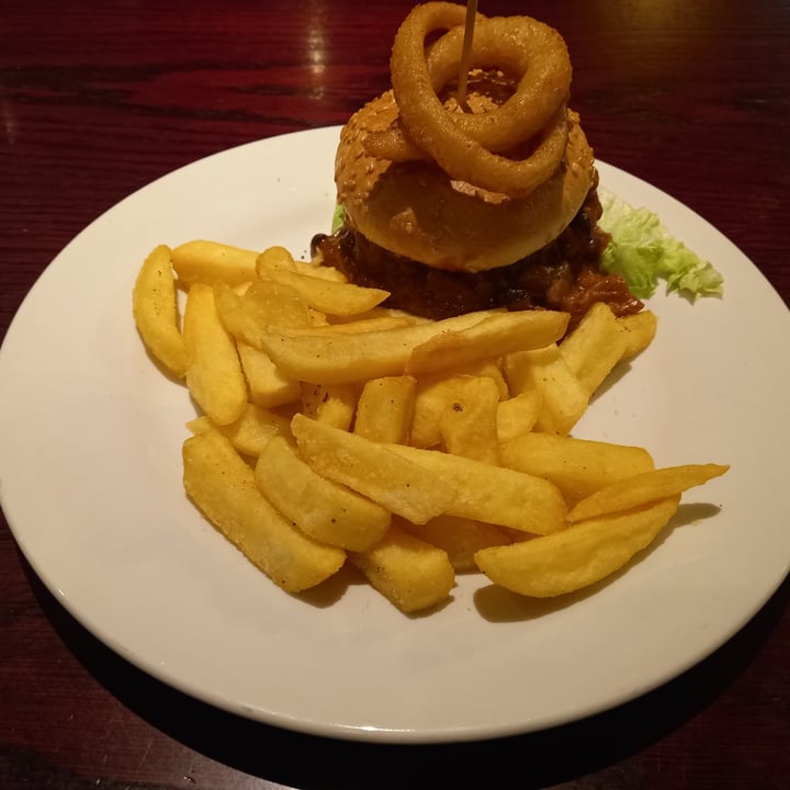 Spread Eagle Gailey, United Kingdom BBQ Jackfruit Burger Review abillion