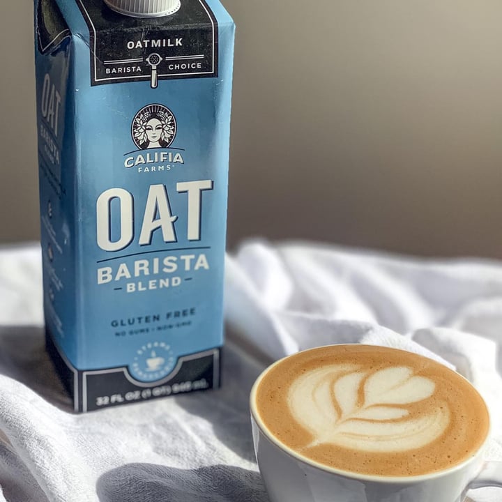 review photo of Califia Farms Oat Barista Blend shared by @curvyherby on 12 Jul 2020 - review