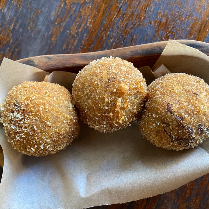 Gigi's Pizzeria Arancini ai funghi porcini (GF) Reviews abillion