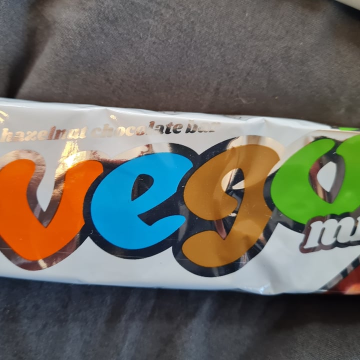 Vego Vego mini Whole Hazelnut Chocolate Bar Review abillion