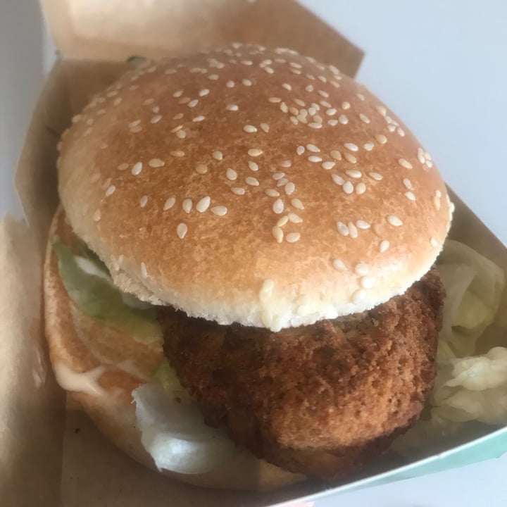 KFC Oxford United Kingdom Original Recipe Vegan Burger Review abillion