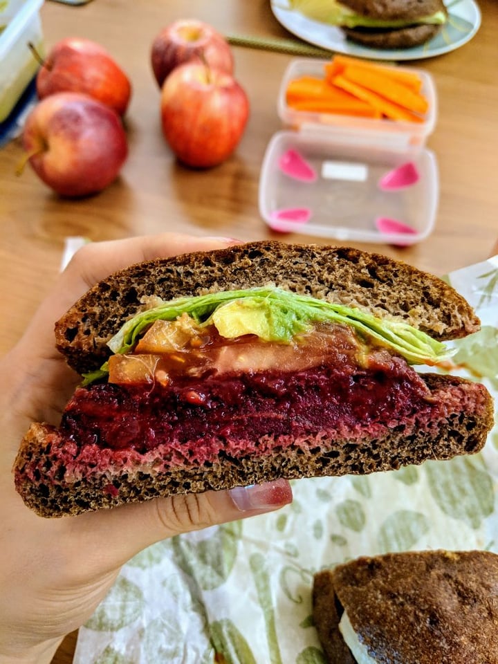 photo of Cedele Bakery Café Beetroot Avocado Burger shared by @rationpi on  01 Feb 2019 - review