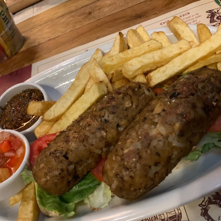 review photo of CervecerĂa Blest Chori Vegano shared by @recettasveganas on 19 Aug 2021 - review