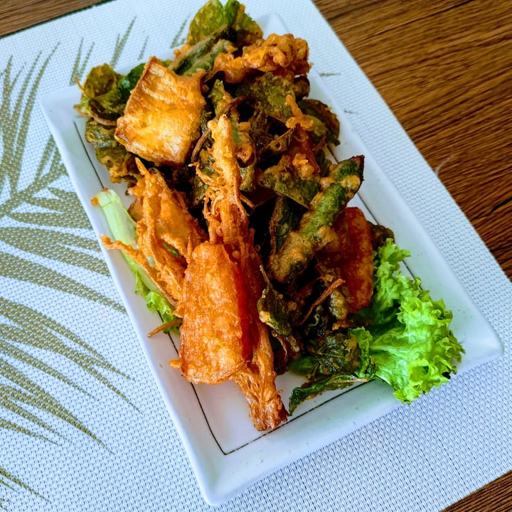 Minf Houze Vegan Cafe Kuala Lumpur, Malaysia Mixed Vegetable Tempura