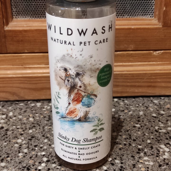 Wildwash Stinky Dog Shampoo Review abillion