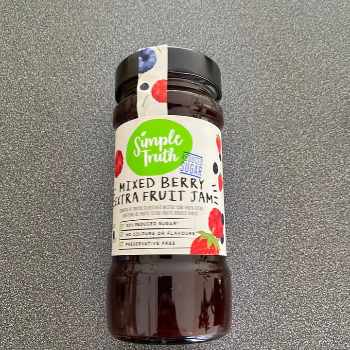 photo of Simple Truth Mixed berry extra fruit jam shared by @lihsur on  10 Sep 2021 - review