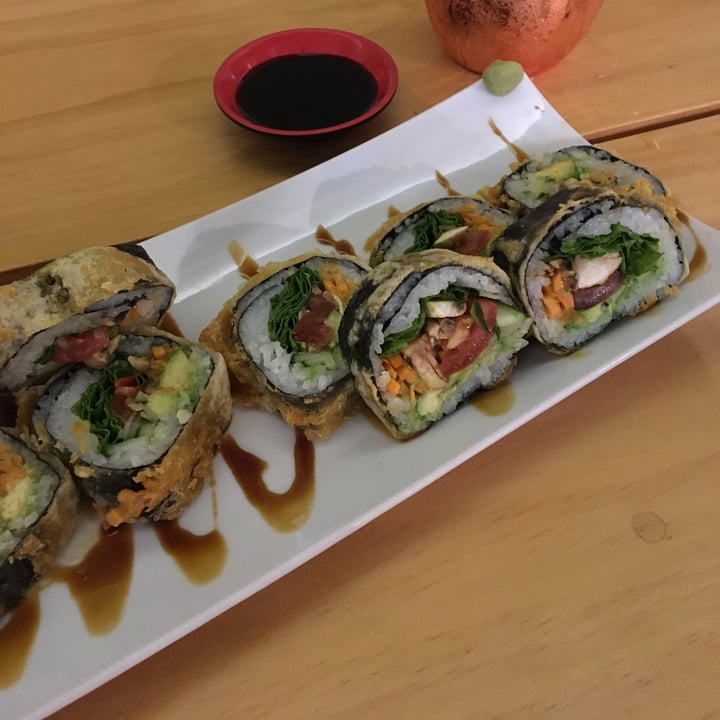 Manpuku Sushi Santa Verde Costa Rica Bamboo Roll Review abillion