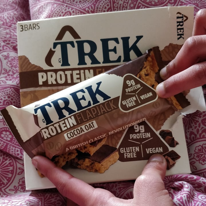 TREK Cocoa Oat Protein Flapjack Review abillion