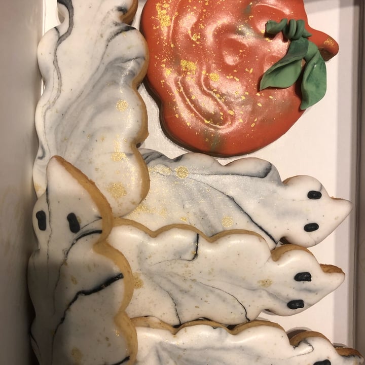 Lisa Bakery Como, Italy Biscotti Review abillion