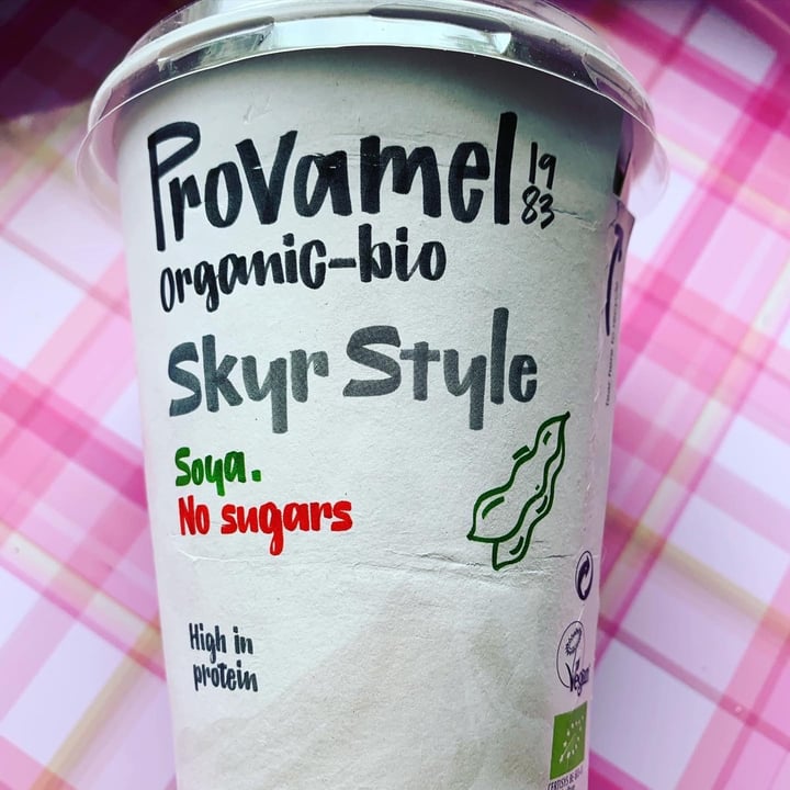 Provamel Skyr Style Yogur Soja No sugars Review abillion