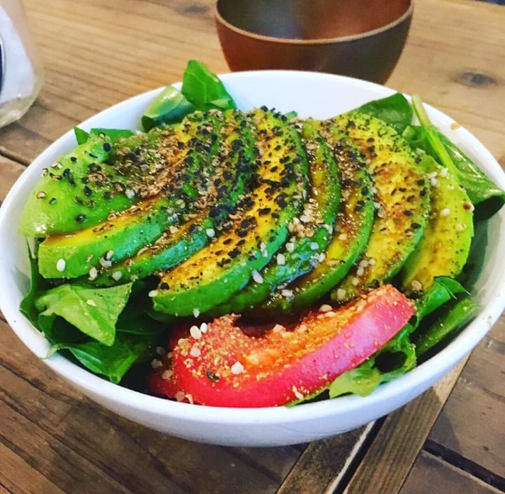 Hemp Cafe Tokyo Shibuyaku, Japan Grilled avocado rice bowl Review