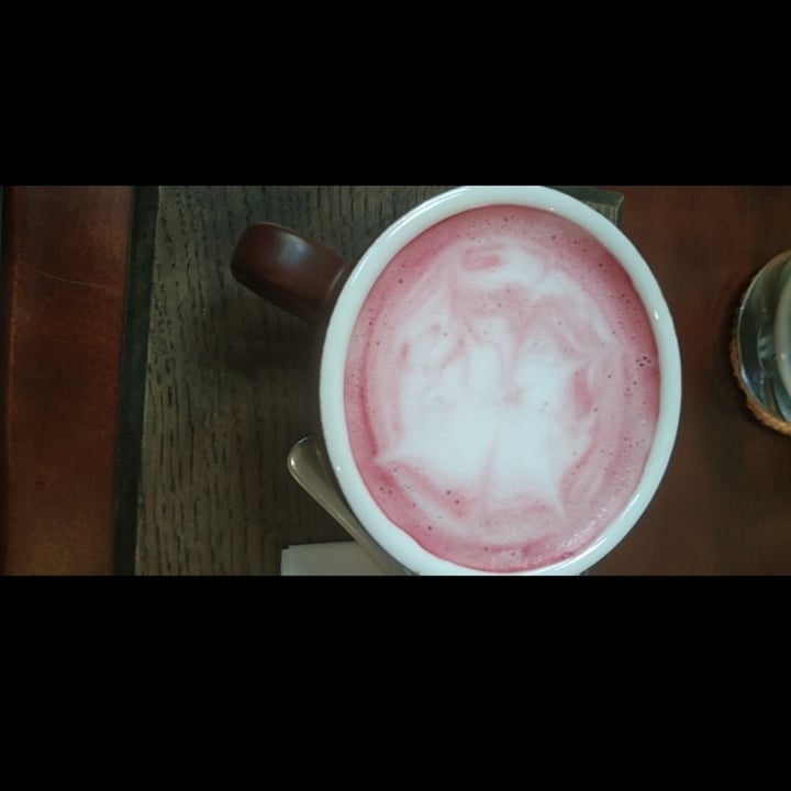 Zeroism Vegan Café & Store Vietnam Beet latte Review abillion