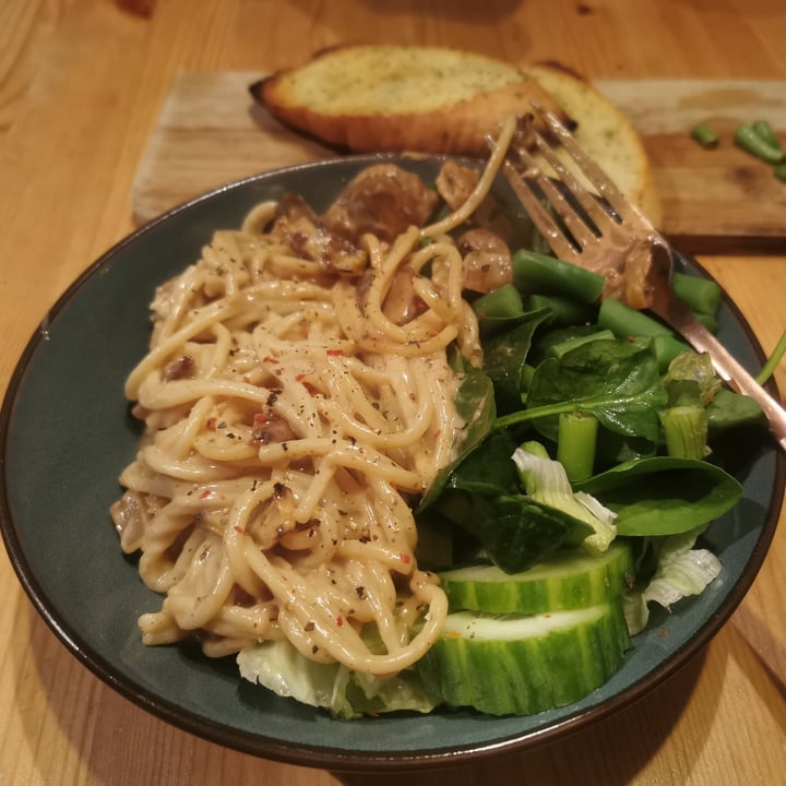 Sacla' Vegan cheese Sauce Review abillion