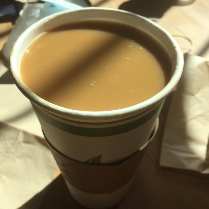 Duncan Garage Cafe & Bakery Duncan, Canada Decaf flat white Review