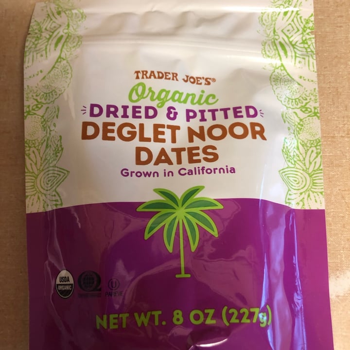 Trader Joe's Deglet Noor Dates Review abillion