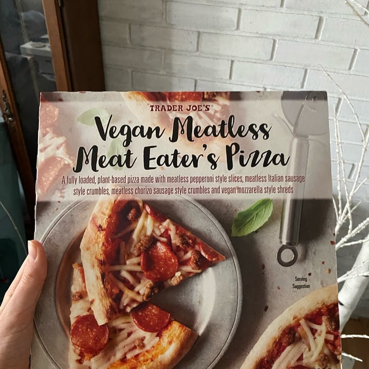 Trader Joe's Vegan meatless meat eaters pizza Review abillion