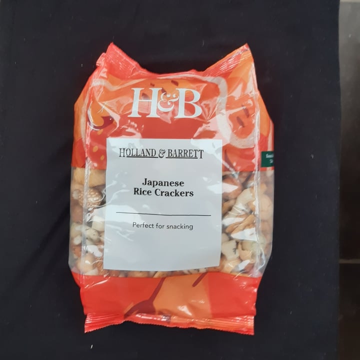 Holland & Barrett Japanese rice crackers Review | abillion