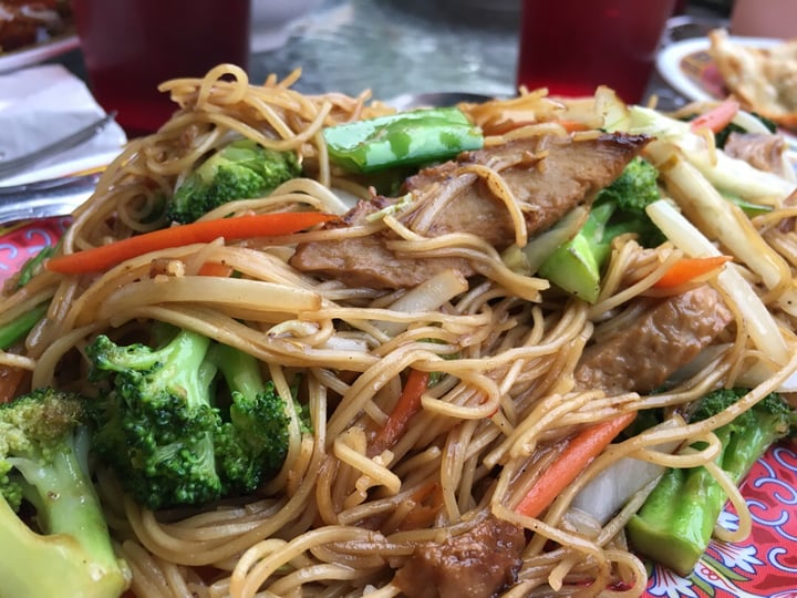 Vo's Vietnamese Restaurant Calhoun Isles, Minneapolis, United States